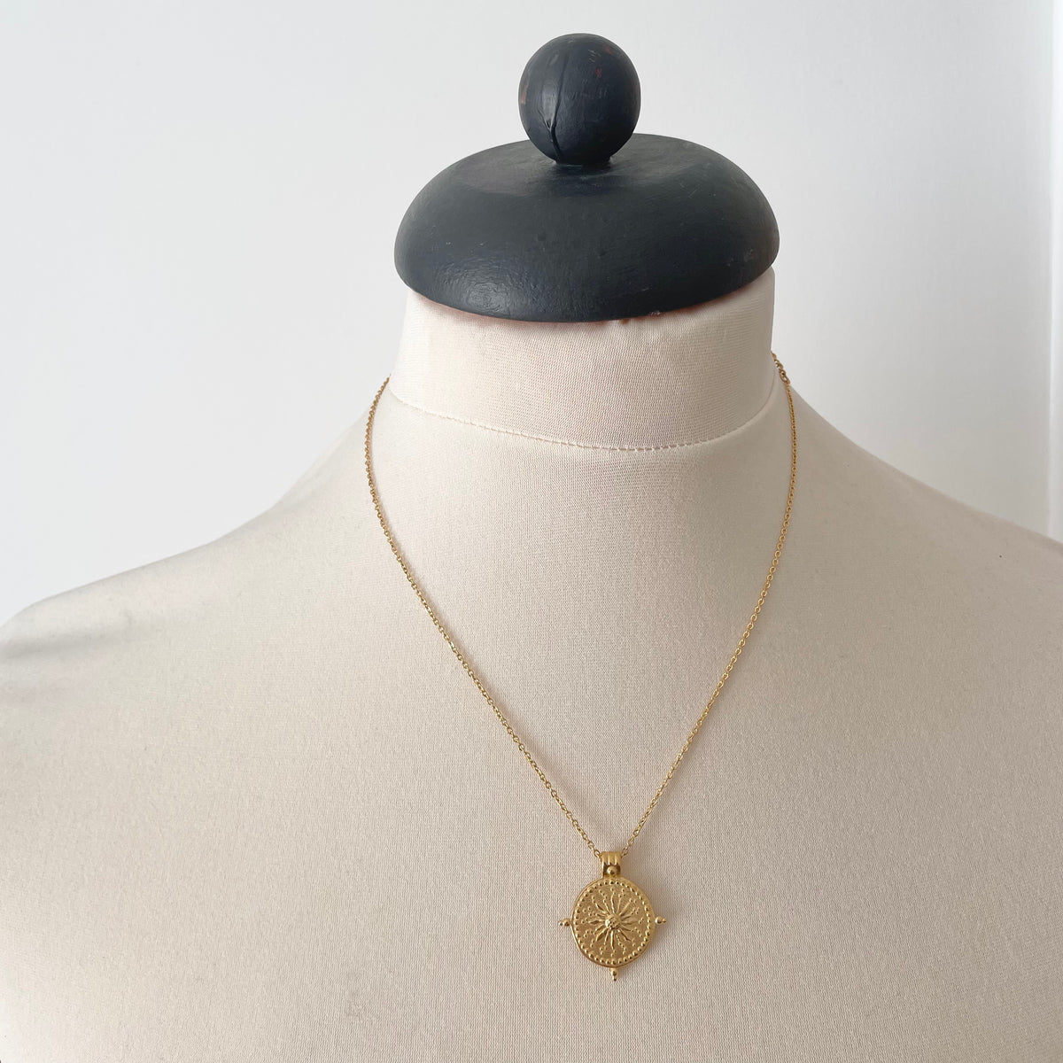 Single on sale coin necklace