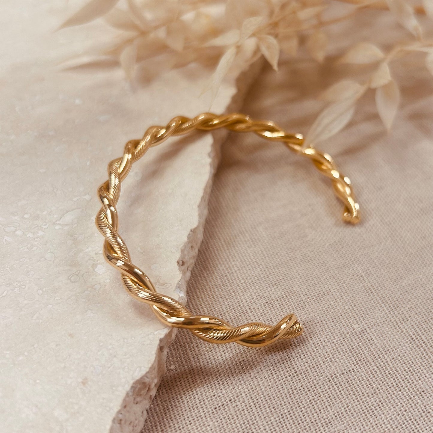 Everyday Gold Twist Bangle